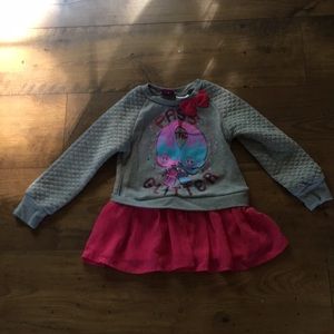 Trolls Long Sleeved Shirt, Size 5, EUC